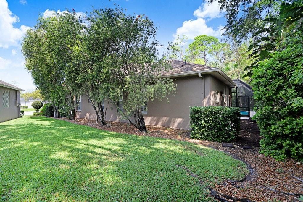Activo con contrato: $1,050,000 (4 camas, 3 baños, 3272 Pies cuadrados)