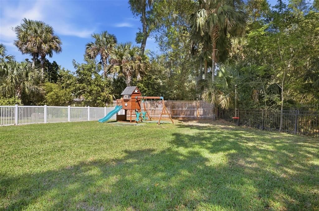For Sale: $1,299,000 (4 beds, 3 baths, 3324 Square Feet)