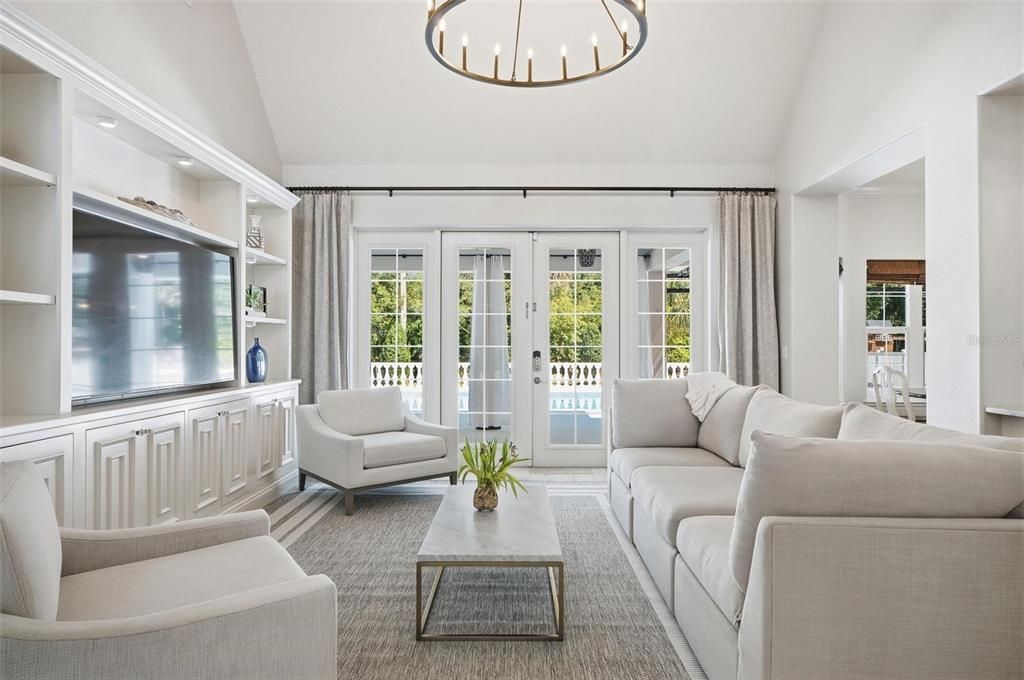 For Sale: $1,299,000 (4 beds, 3 baths, 3324 Square Feet)