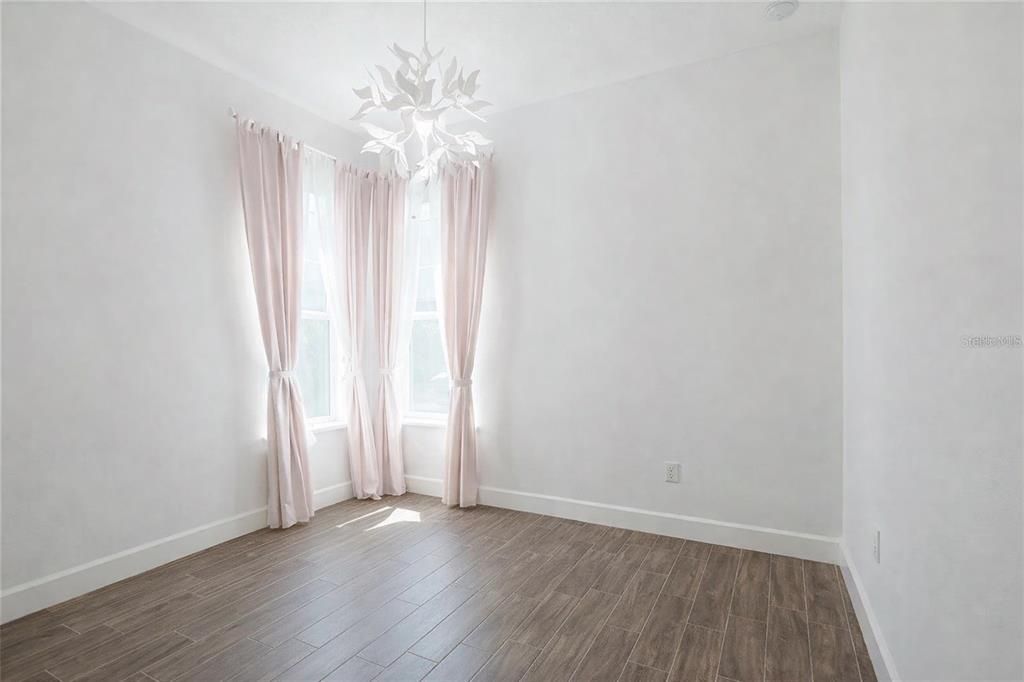 En Renta: $4,800 (4 camas, 3 baños, 2909 Pies cuadrados)