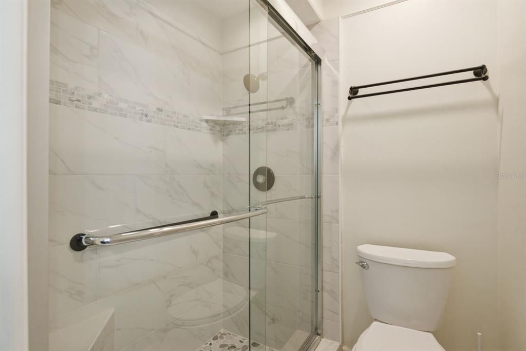 На продажу: $469,000 (3 спален, 3 ванн, 1823 Квадратных фут)