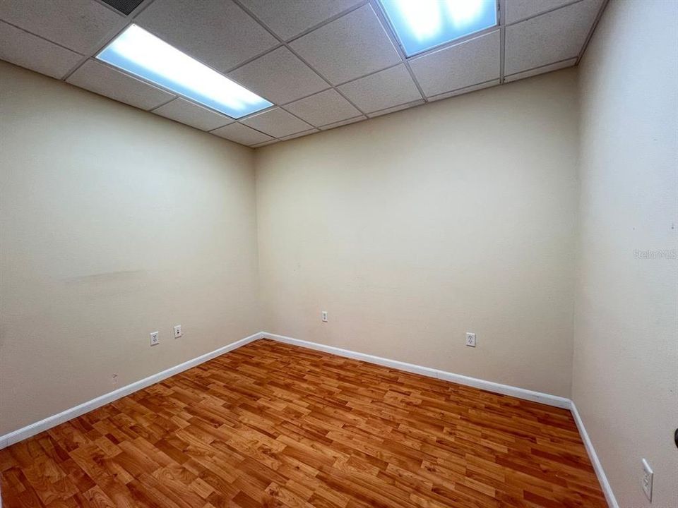 На продажу: $18,000 (0 спален, 0 ванн, 2800 Квадратных фут)