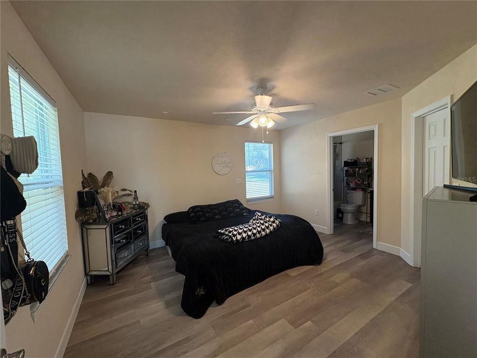 For Rent: $2,500 (3 beds, 2 baths, 1224 Square Feet)