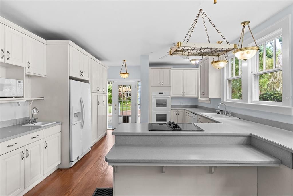 For Rent: $5,500 (4 beds, 3 baths, 3052 Square Feet)