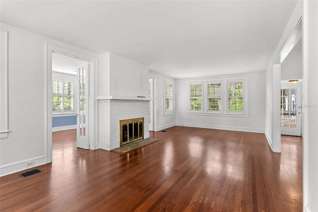 For Rent: $5,500 (4 beds, 3 baths, 3052 Square Feet)