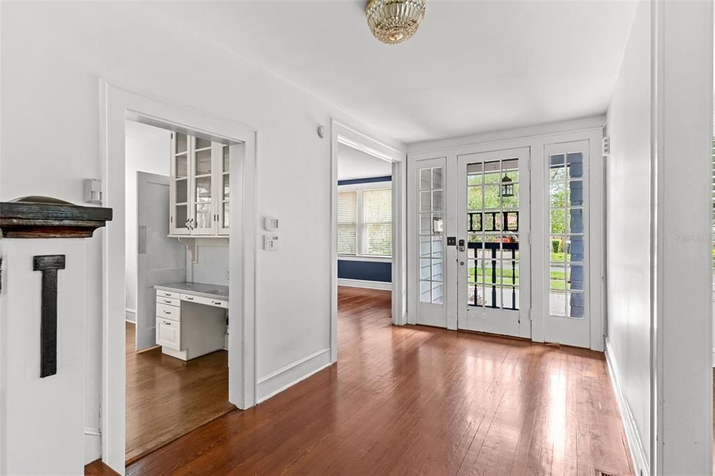 For Rent: $5,500 (4 beds, 3 baths, 3052 Square Feet)