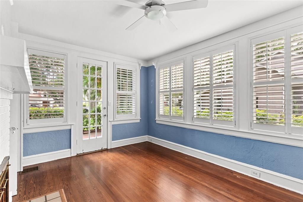 For Rent: $5,500 (4 beds, 3 baths, 3052 Square Feet)
