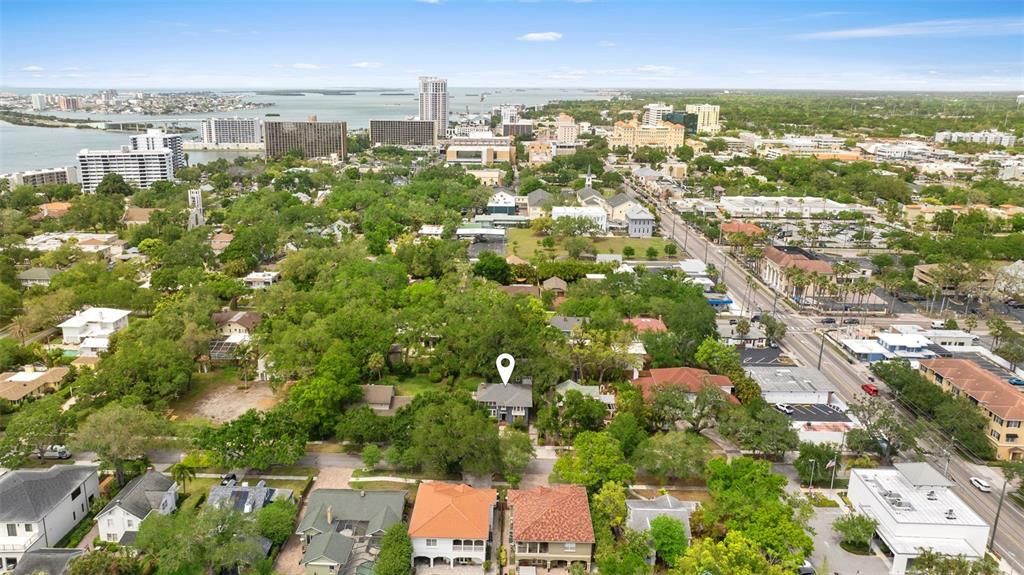 For Rent: $5,500 (4 beds, 3 baths, 3052 Square Feet)
