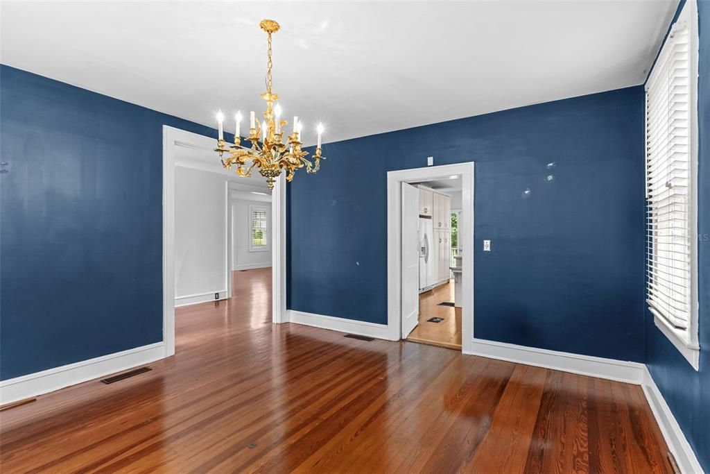 For Rent: $5,500 (4 beds, 3 baths, 3052 Square Feet)