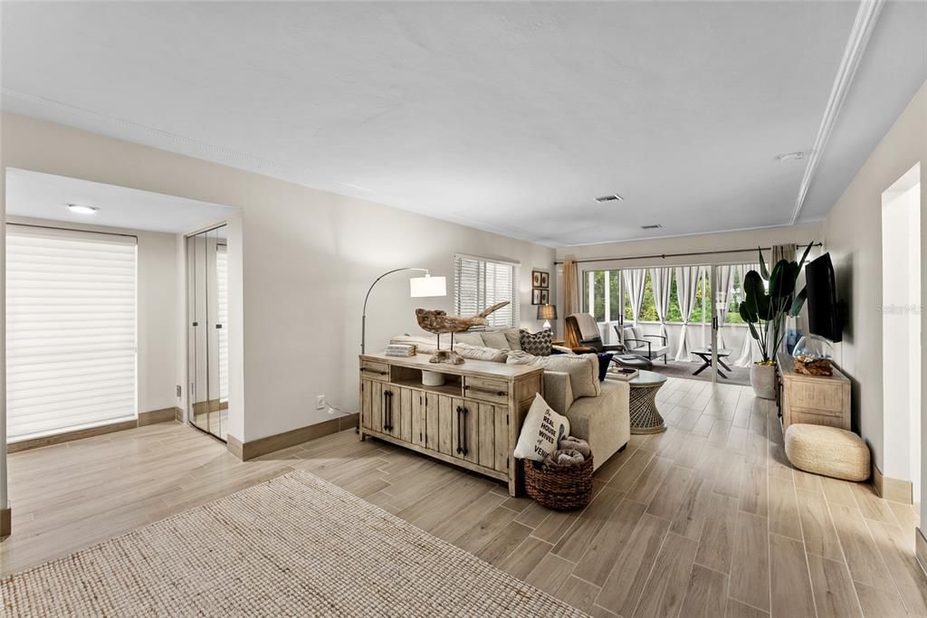 Activo con contrato: $259,900 (2 camas, 2 baños, 1395 Pies cuadrados)