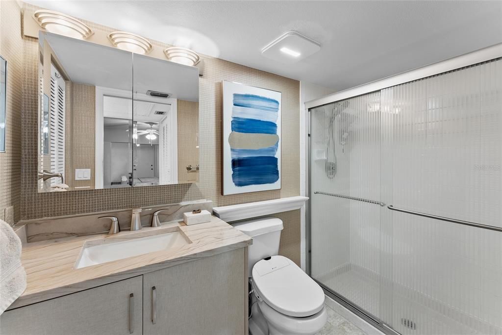 Activo con contrato: $259,900 (2 camas, 2 baños, 1395 Pies cuadrados)