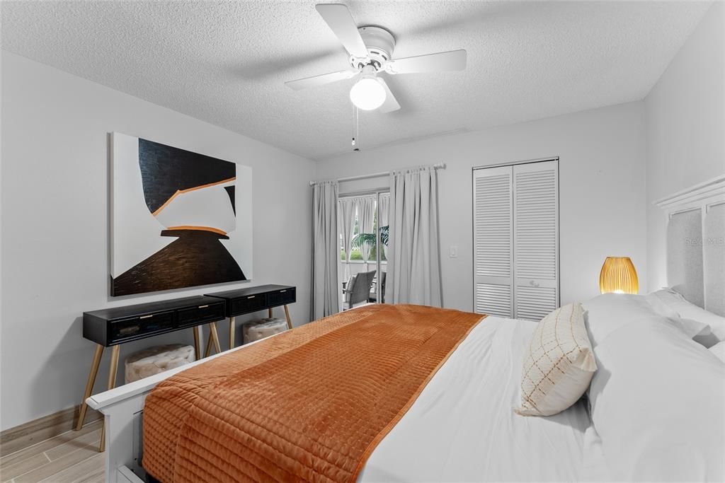 Activo con contrato: $259,900 (2 camas, 2 baños, 1395 Pies cuadrados)
