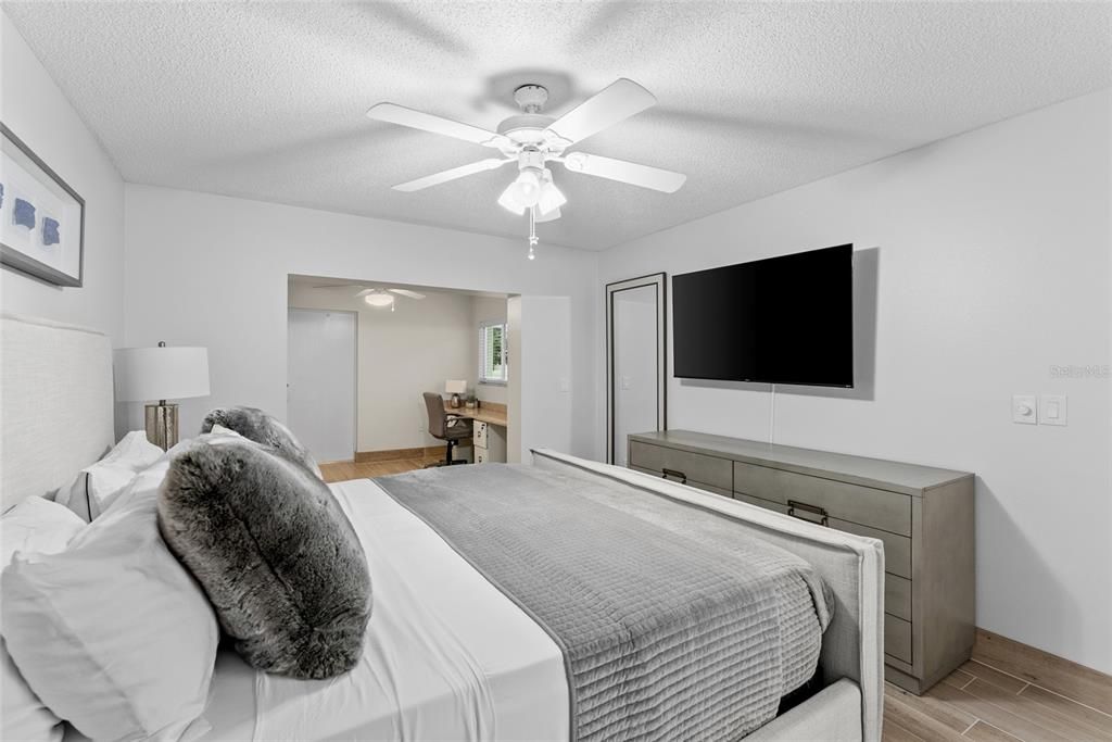 Activo con contrato: $259,900 (2 camas, 2 baños, 1395 Pies cuadrados)