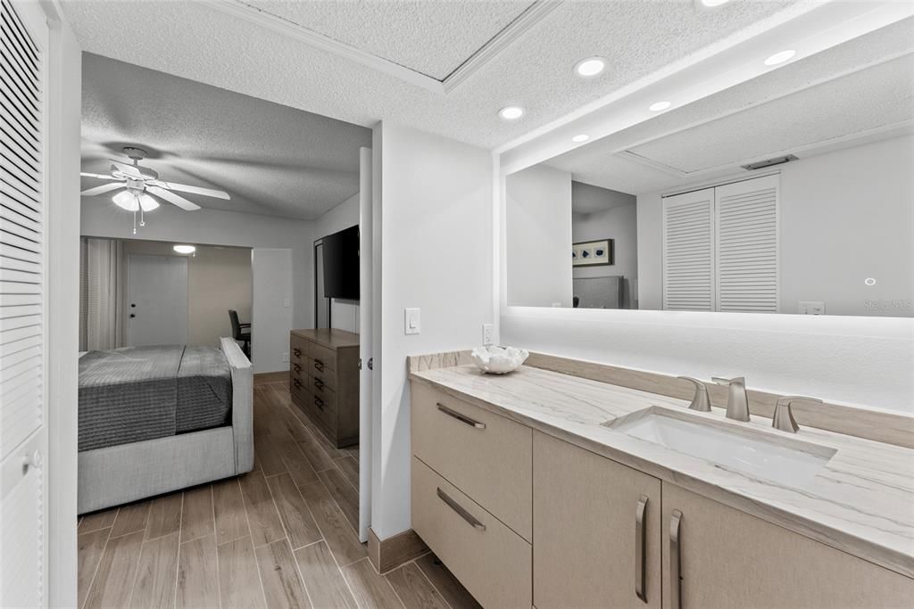 Activo con contrato: $259,900 (2 camas, 2 baños, 1395 Pies cuadrados)