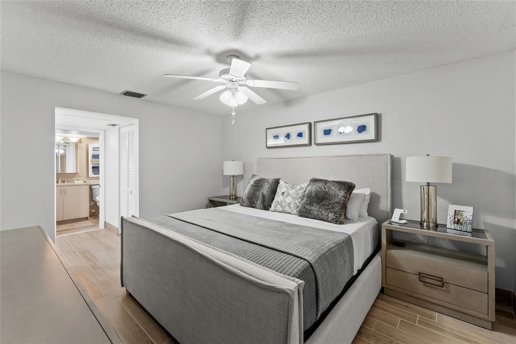 Activo con contrato: $259,900 (2 camas, 2 baños, 1395 Pies cuadrados)