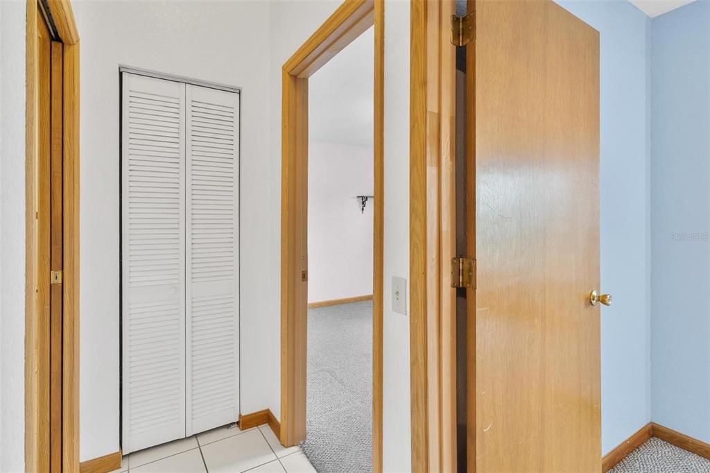 Под контрактом: $399,900 (4 спален, 3 ванн, 1941 Квадратных фут)