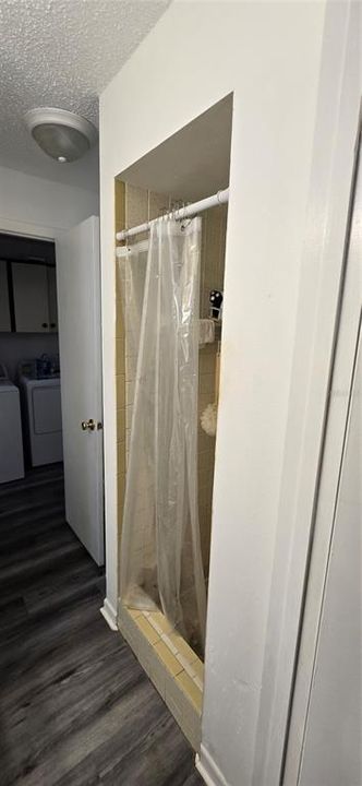 Activo con contrato: $250,000 (2 camas, 2 baños, 1236 Pies cuadrados)