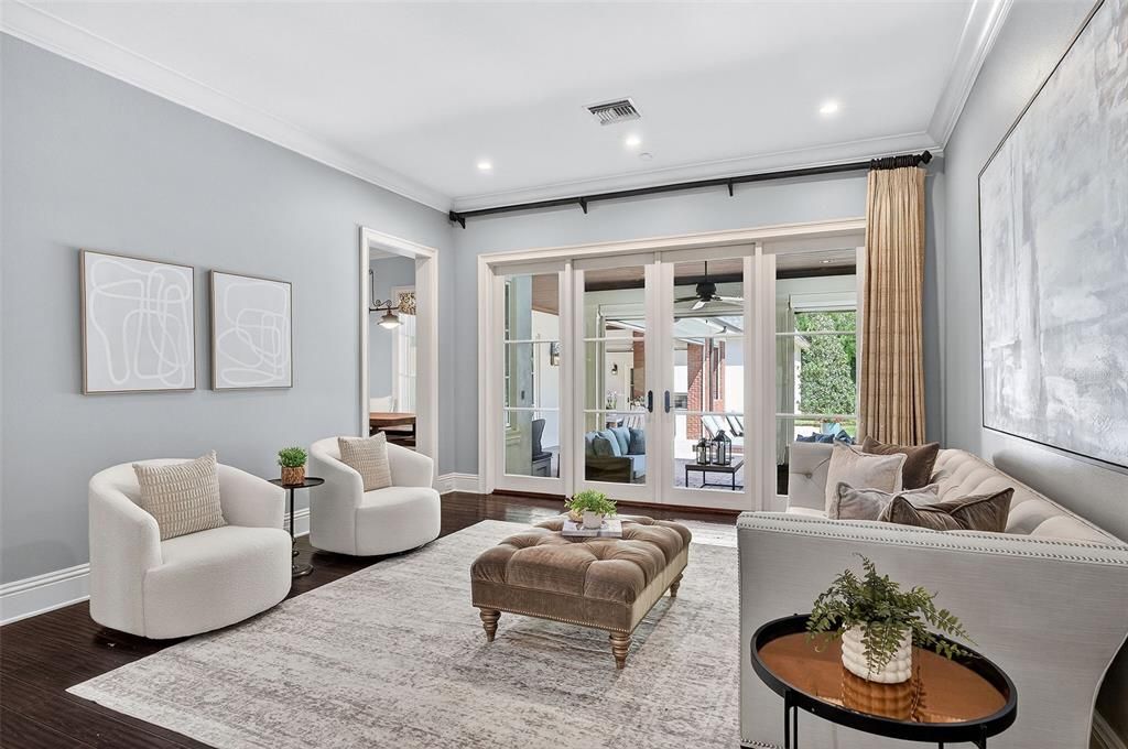 Activo con contrato: $3,250,000 (5 camas, 4 baños, 5243 Pies cuadrados)