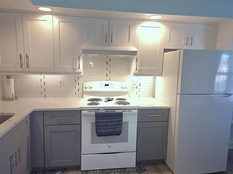 For Sale: $215,000 (2 beds, 2 baths, 1153 Square Feet)