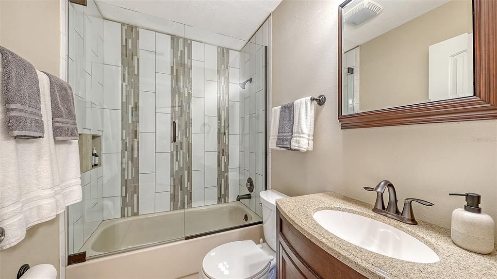 Activo con contrato: $636,500 (3 camas, 2 baños, 1736 Pies cuadrados)