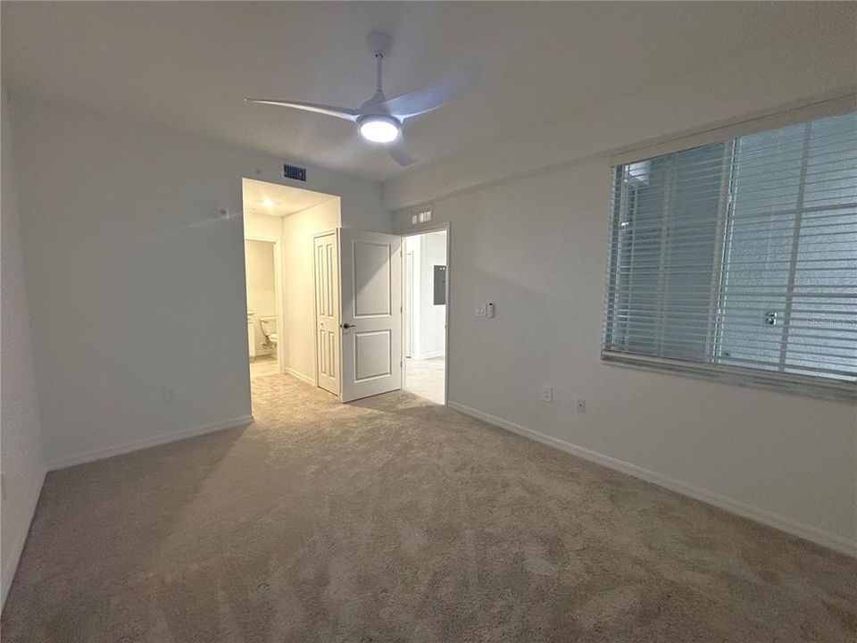 En Renta: $1,995 (2 camas, 2 baños, 1149 Pies cuadrados)