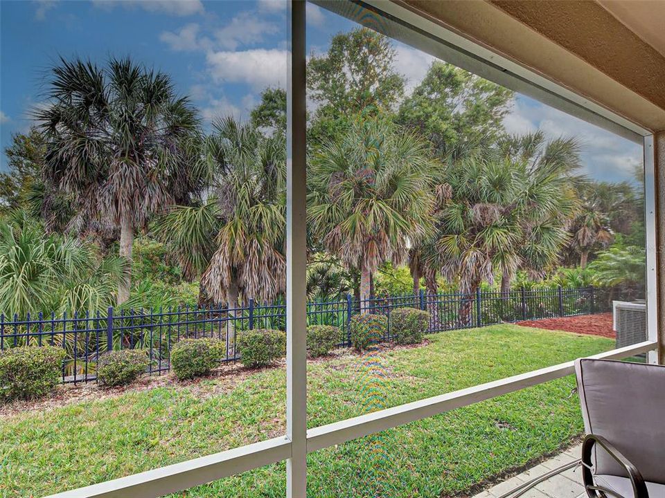 Active With Contract: $379,900 (3 beds, 2 baths, 1965 Square Feet)