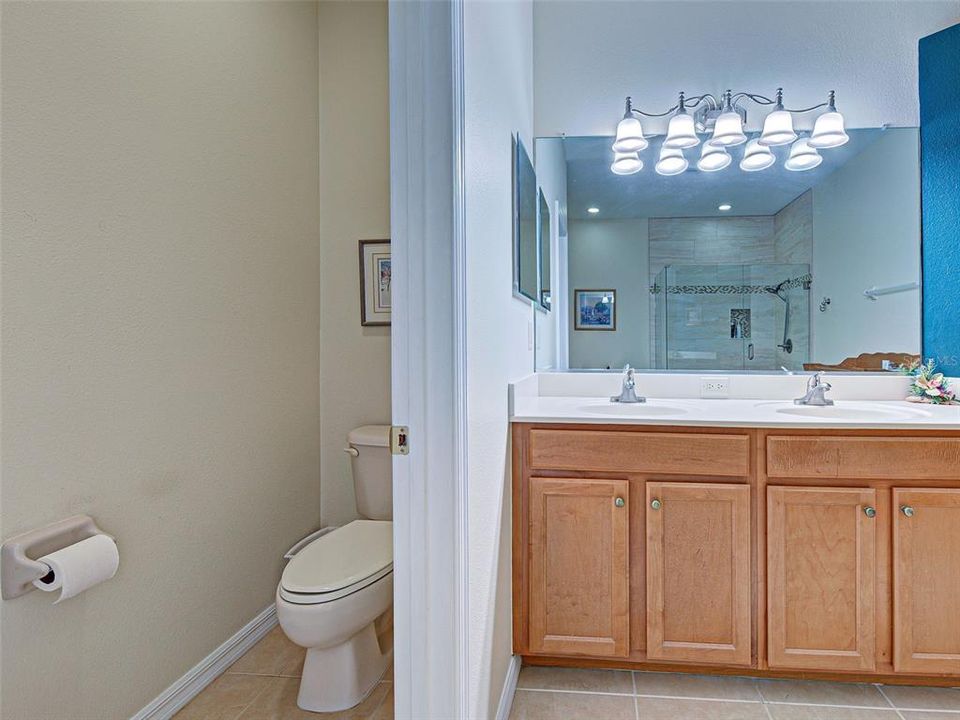 Active With Contract: $379,900 (3 beds, 2 baths, 1965 Square Feet)