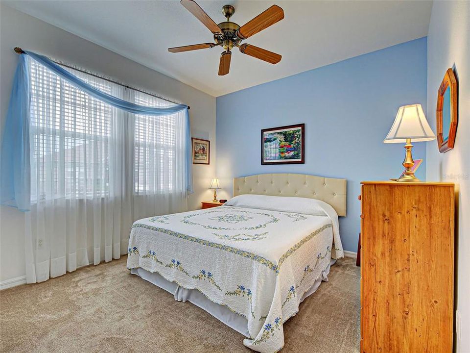 Active With Contract: $379,900 (3 beds, 2 baths, 1965 Square Feet)