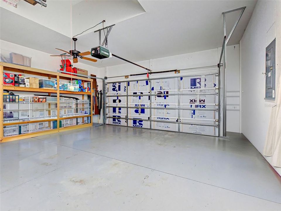 Active With Contract: $379,900 (3 beds, 2 baths, 1965 Square Feet)