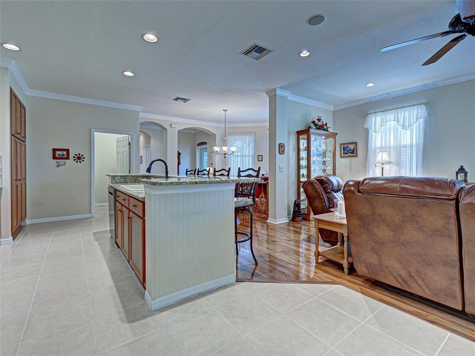 Active With Contract: $379,900 (3 beds, 2 baths, 1965 Square Feet)