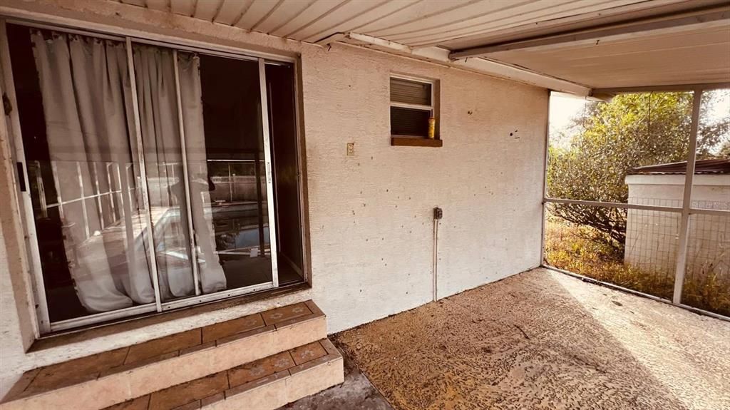 Activo con contrato: $174,900 (4 camas, 3 baños, 2014 Pies cuadrados)