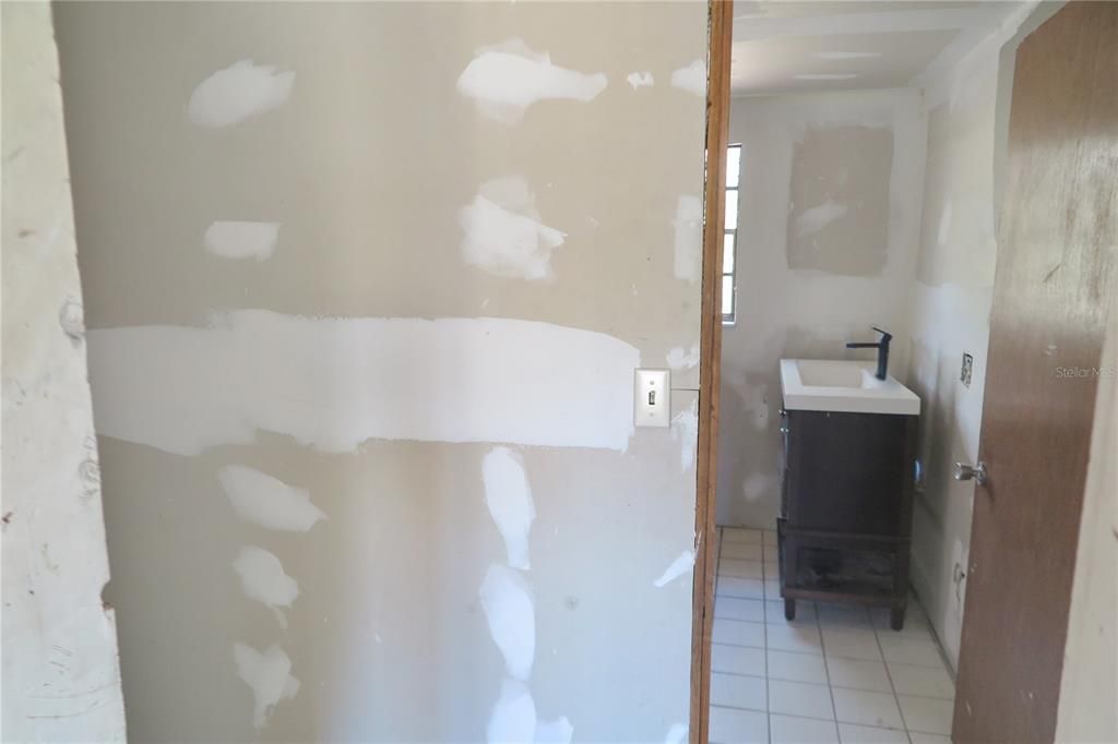 For Sale: $75,000 (3 beds, 2 baths, 1414 Square Feet)