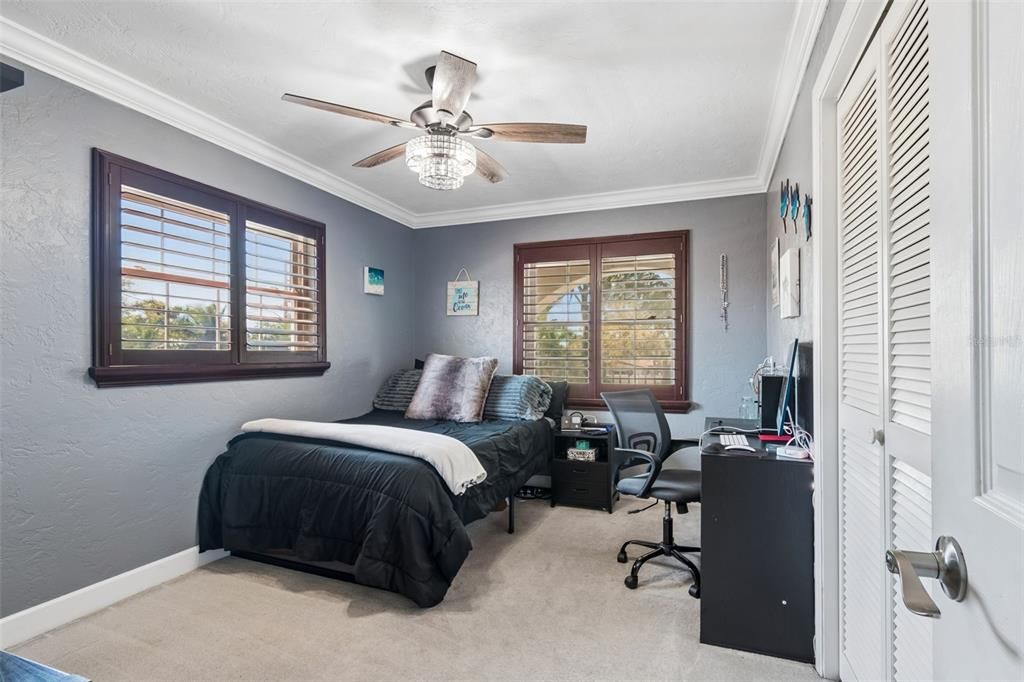 Activo con contrato: $1,549,000 (4 camas, 2 baños, 1932 Pies cuadrados)