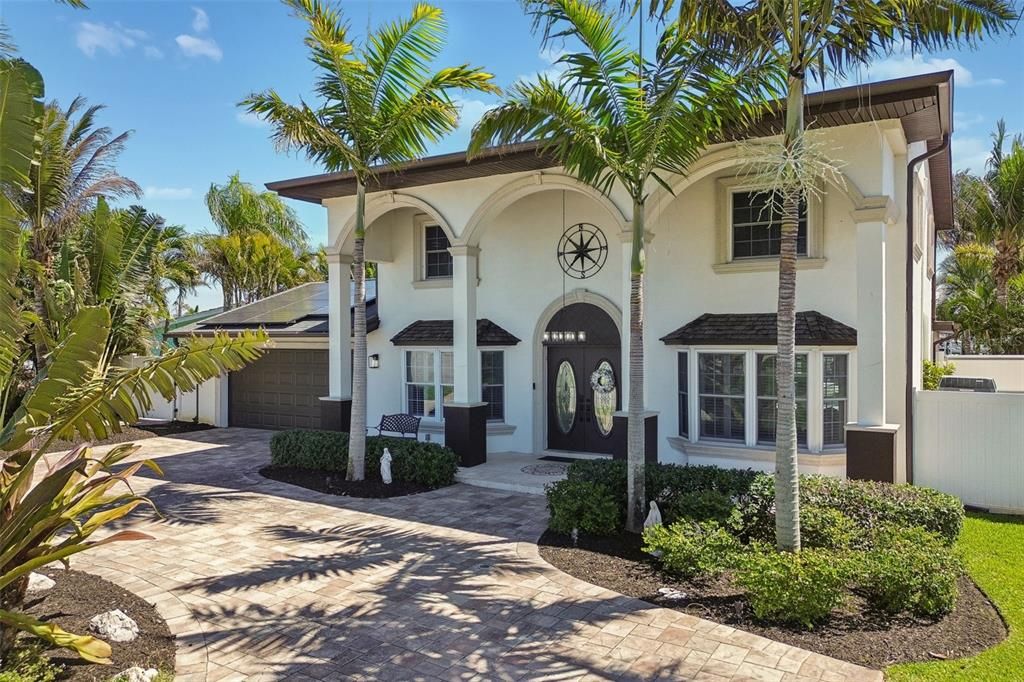 Activo con contrato: $1,549,000 (4 camas, 2 baños, 1932 Pies cuadrados)