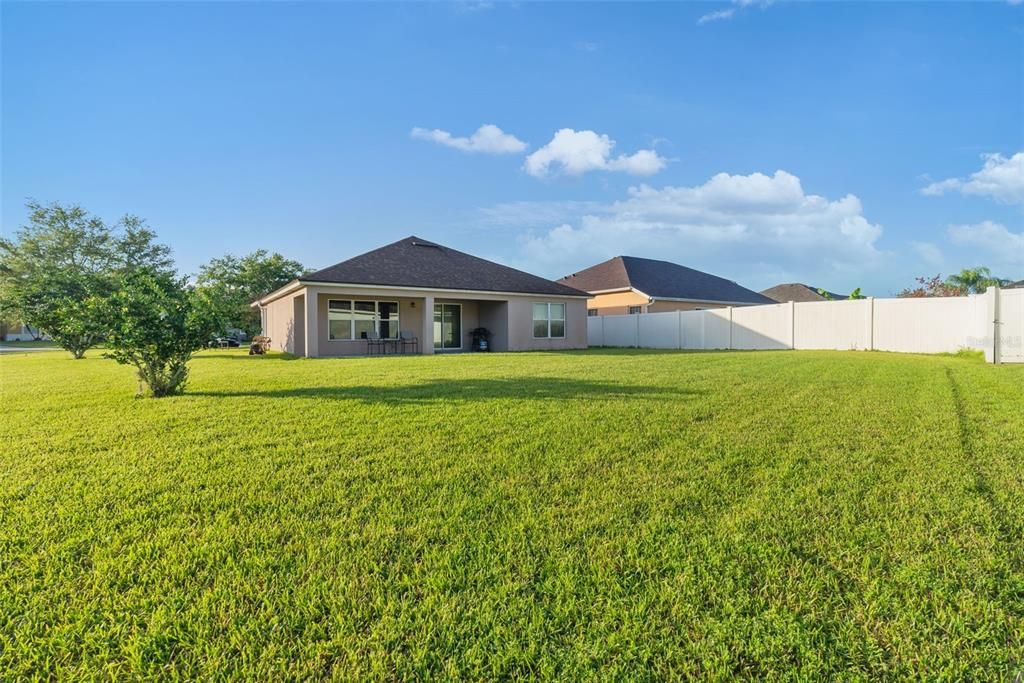 На продажу: $375,990 (3 спален, 2 ванн, 1673 Квадратных фут)