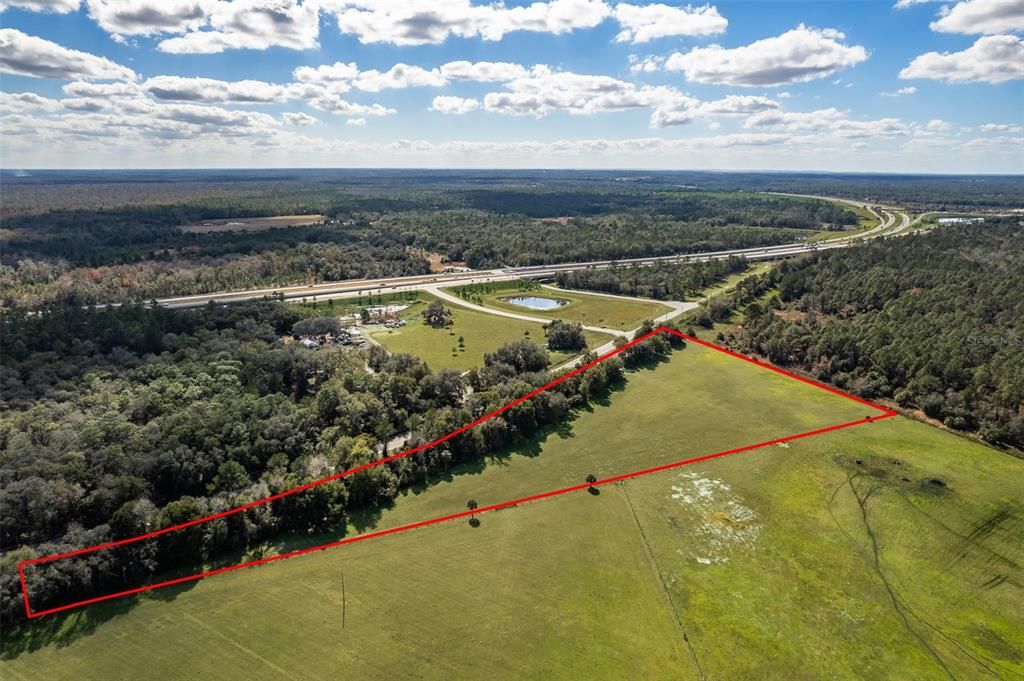 待售: $699,999 (9.14 acres)