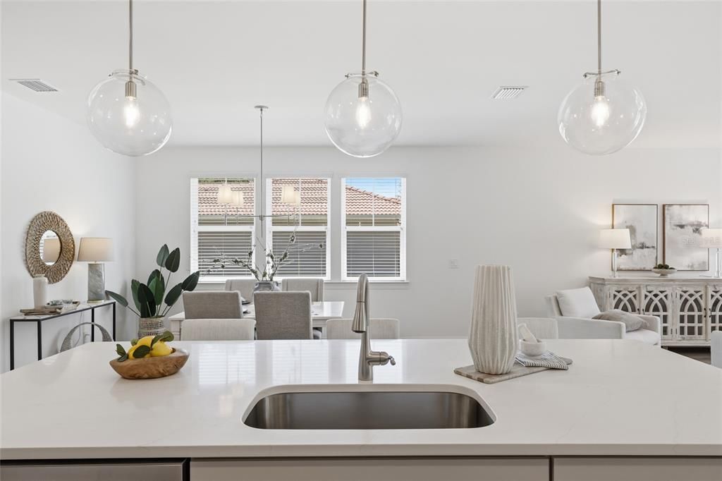 Active With Contract: $439,900 (3 beds, 2 baths, 1890 Square Feet)