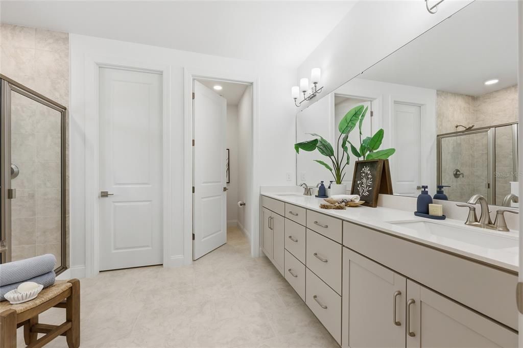 Active With Contract: $439,900 (3 beds, 2 baths, 1890 Square Feet)