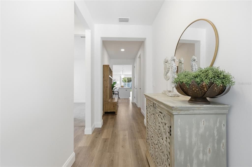 Active With Contract: $439,900 (3 beds, 2 baths, 1890 Square Feet)