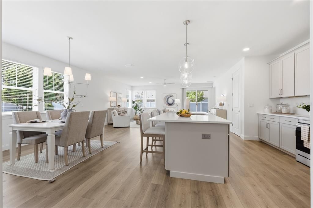 Active With Contract: $439,900 (3 beds, 2 baths, 1890 Square Feet)