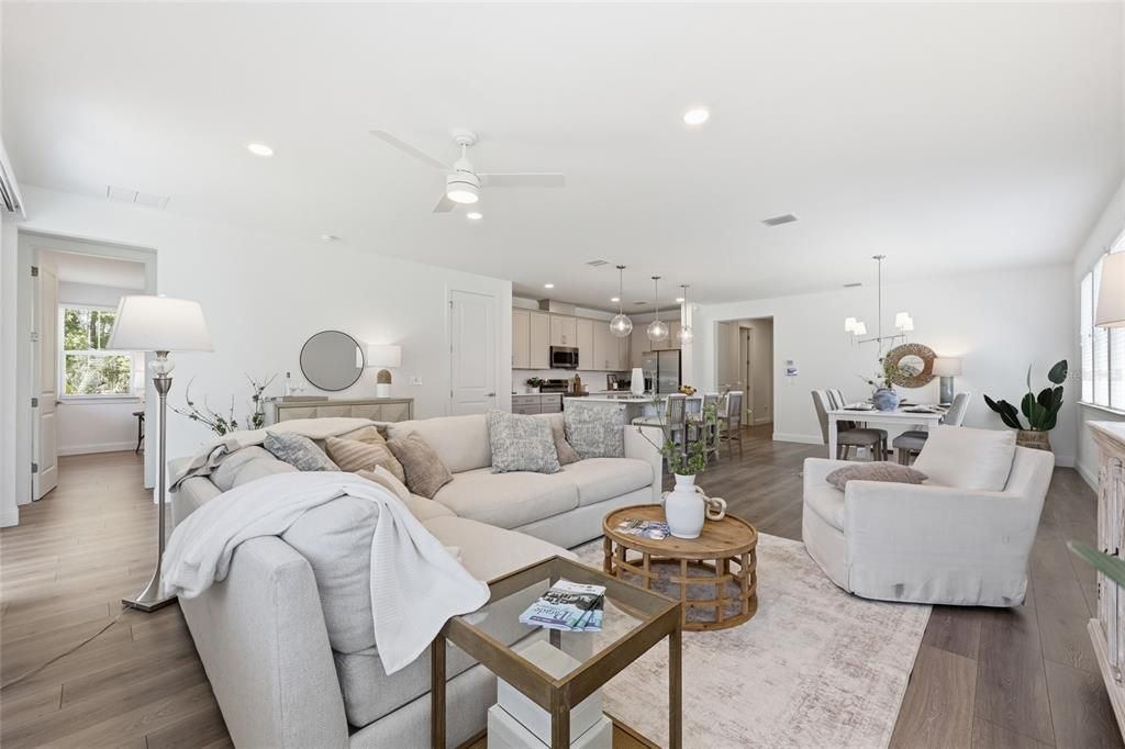 Active With Contract: $439,900 (3 beds, 2 baths, 1890 Square Feet)