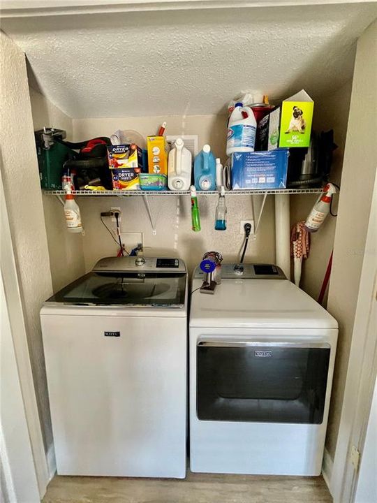 Activo con contrato: $149,000 (2 camas, 1 baños, 828 Pies cuadrados)