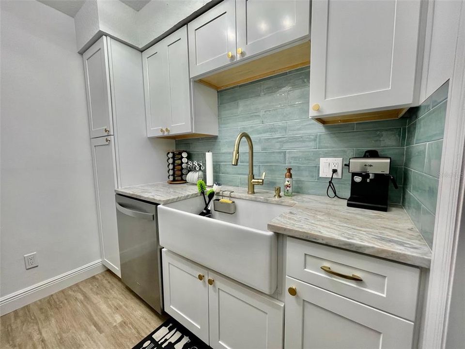 Activo con contrato: $149,000 (2 camas, 1 baños, 828 Pies cuadrados)