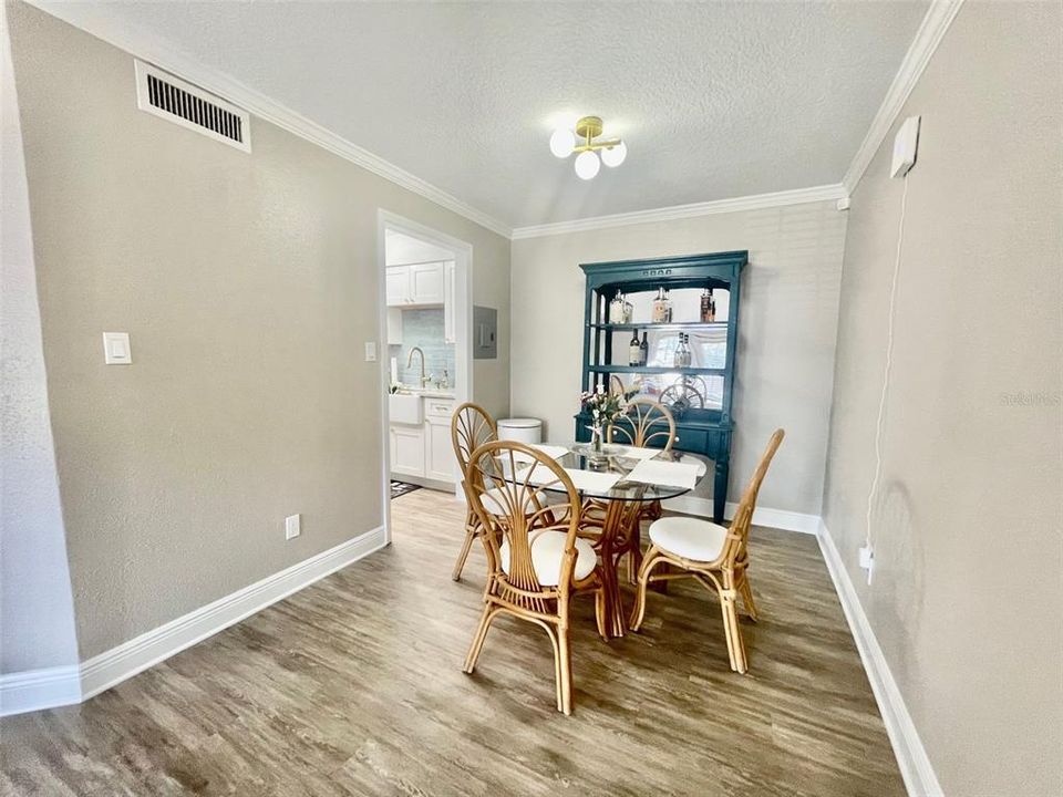 Activo con contrato: $149,000 (2 camas, 1 baños, 828 Pies cuadrados)