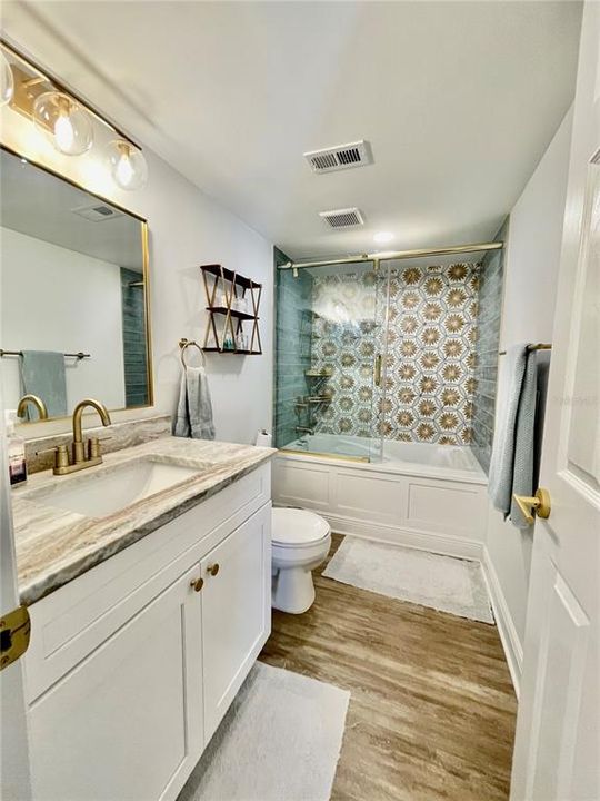 Activo con contrato: $149,000 (2 camas, 1 baños, 828 Pies cuadrados)