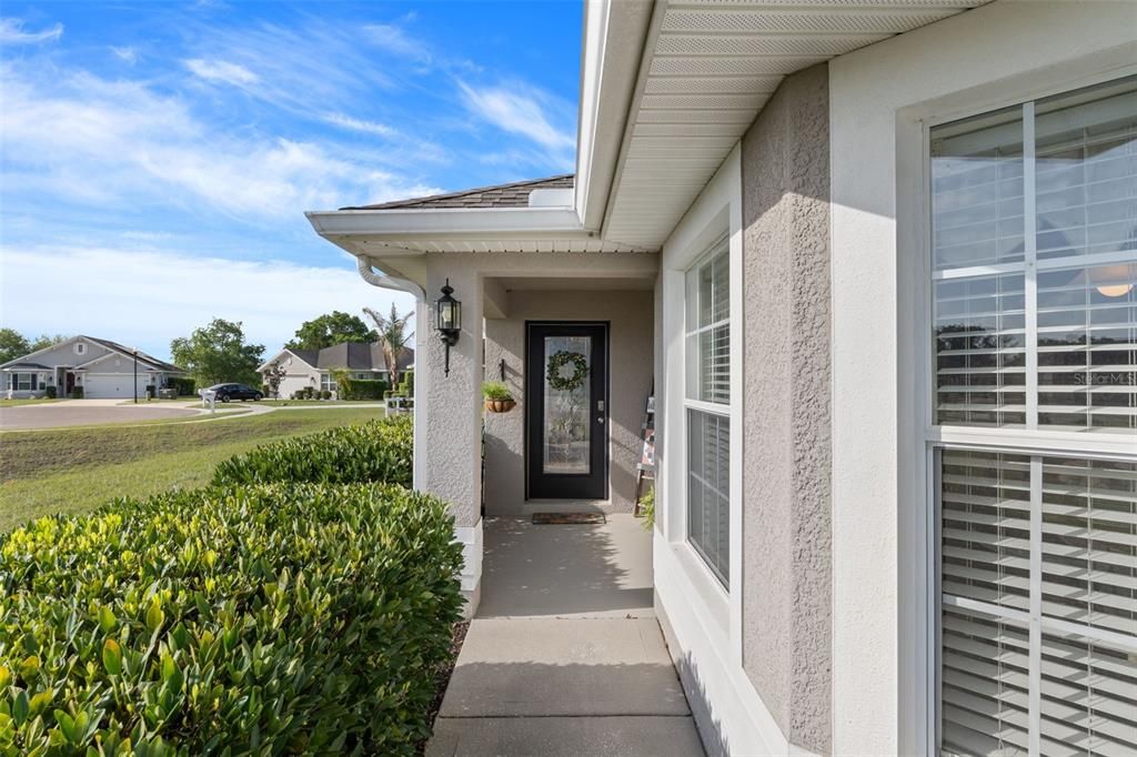 Activo con contrato: $275,000 (3 camas, 2 baños, 1306 Pies cuadrados)