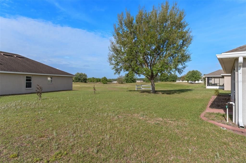 Activo con contrato: $275,000 (3 camas, 2 baños, 1306 Pies cuadrados)