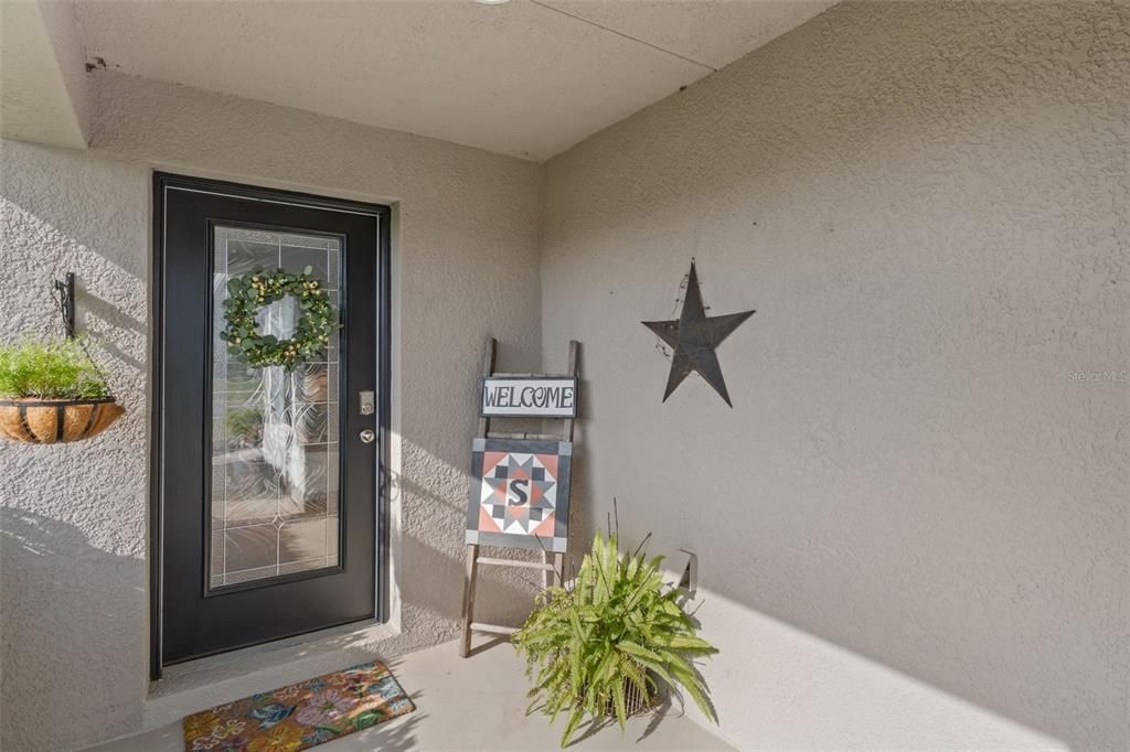 Activo con contrato: $275,000 (3 camas, 2 baños, 1306 Pies cuadrados)