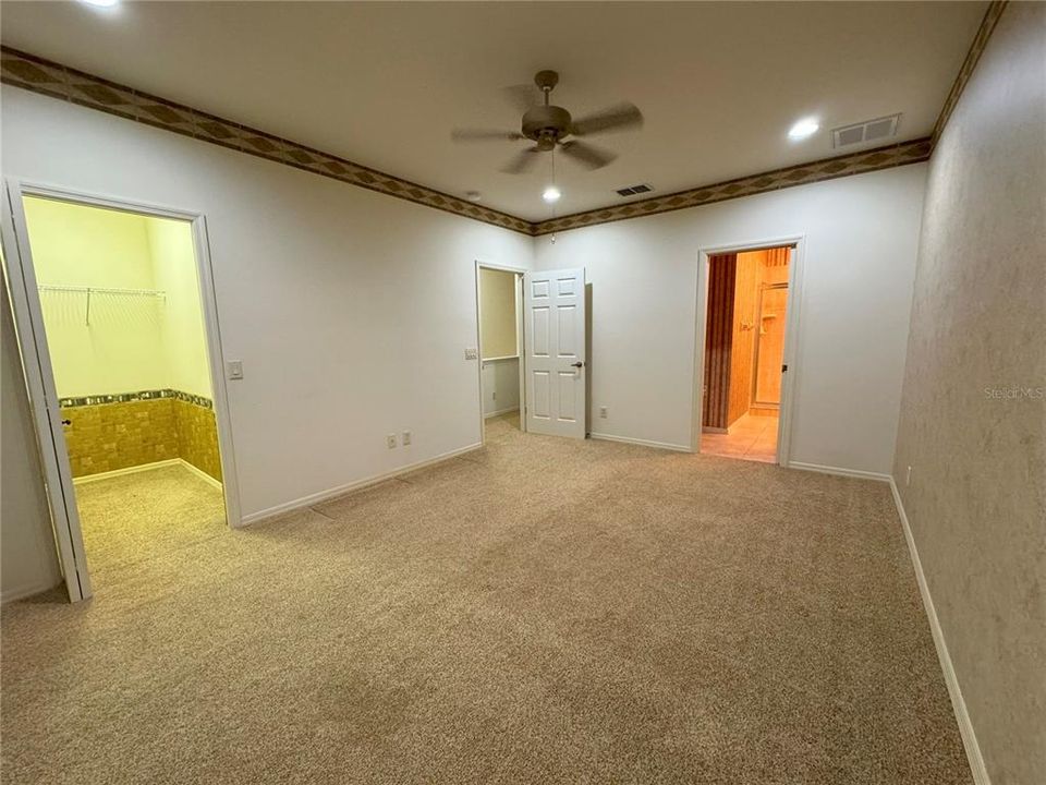 В аренду: $1,750 (2 спален, 2 ванн, 1359 Квадратных фут)