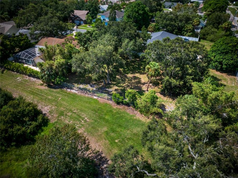 En Venta: $389,900 (0.50 acres)